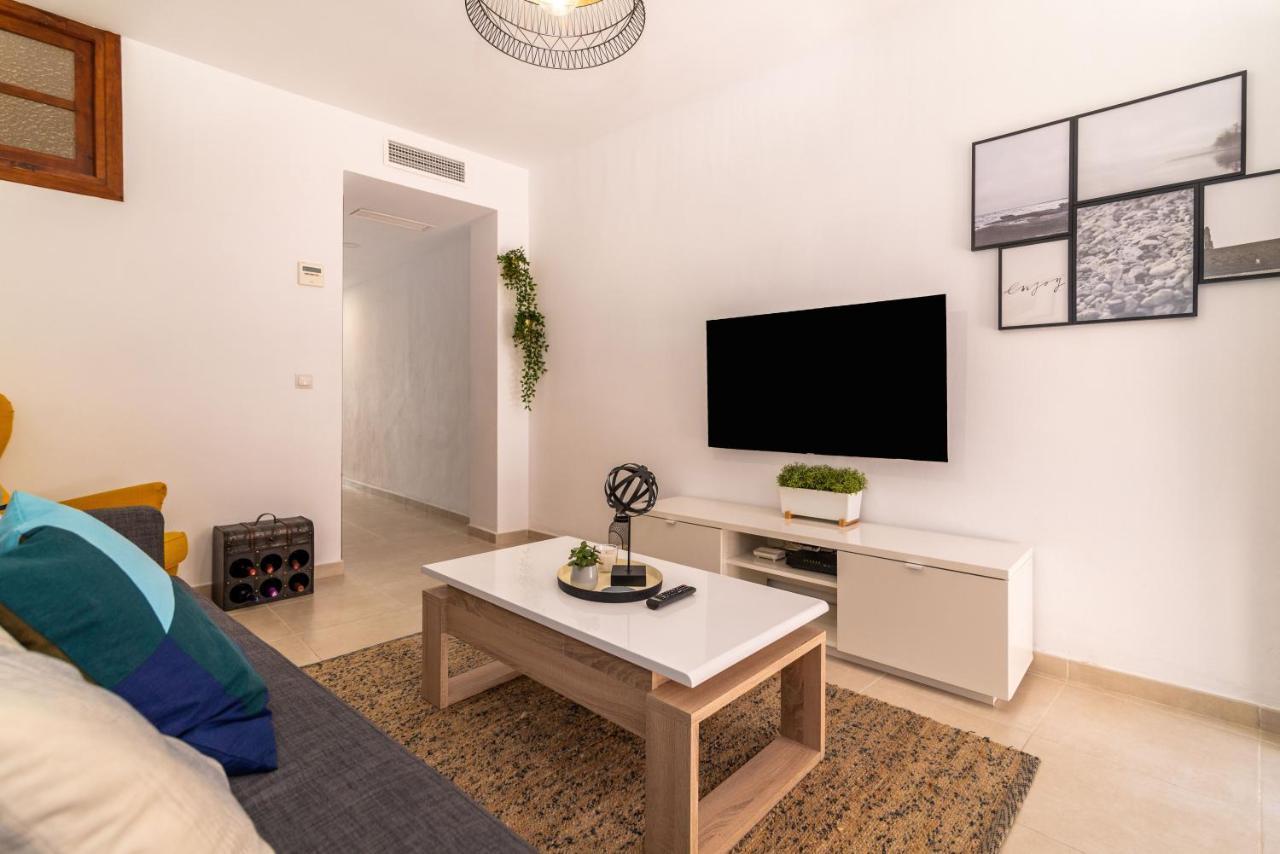 Lovely Cozy 2-Bedroom Residential Home With Patio Benalmádena Buitenkant foto